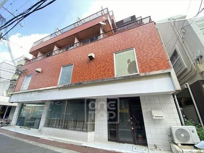 ロイヤル摂津【5階】の外観