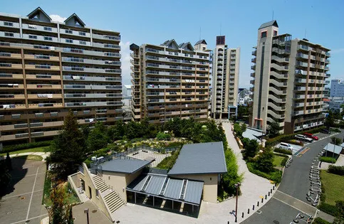 UR西宮マリナパークシティ丘のある街の画像