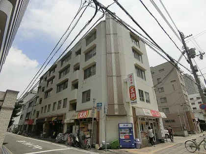 テスラ兵庫の画像