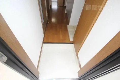 アムール清流【2階】の玄関