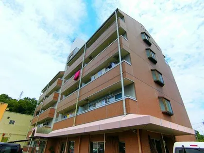 ロイヤルガーデン長野【2階】の外観