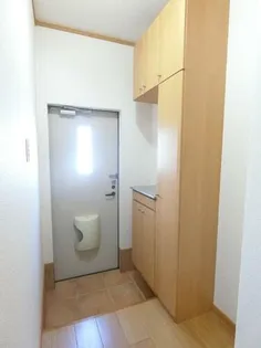 スイートベリー【1階】の玄関