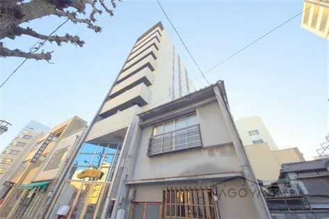 クラシタイヤー丸の内の画像