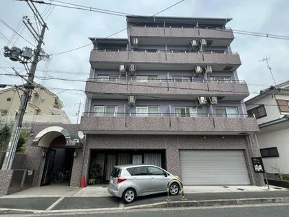 アーバンドゥ金剛【5階】の外観