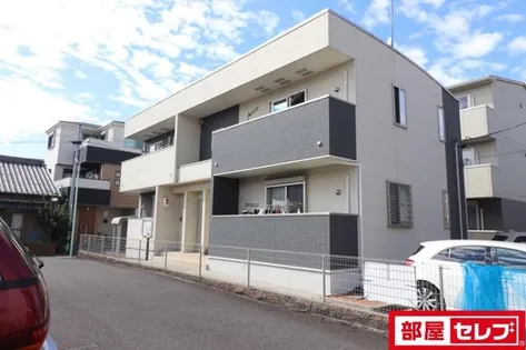 アスセーナ城前の画像