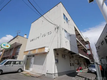 南郷ハイツイレブン【2階】の外観