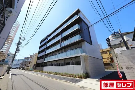 ルアナ神宮【5階】の外観