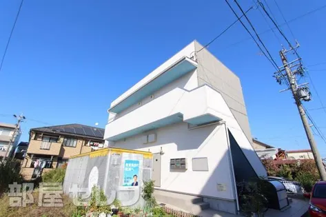 ステラ川西の画像