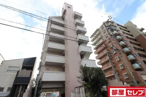 01ビル【2階】の外観