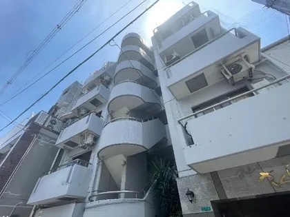 Halさくら【6階】の外観