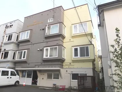 ティアラ文京台クラブハウス【2階】の外観