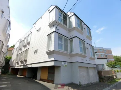 AMS緑B【3階】の外観