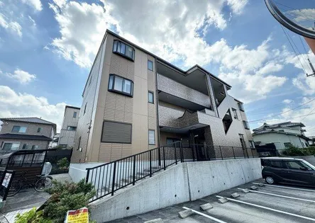 プラティーク ヴィラ【1階】の外観