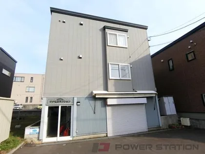 サクセスマンション【2階】の外観