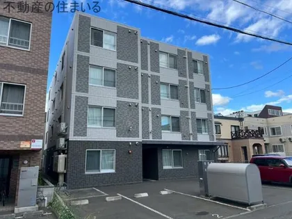 ルプリーズ澄川【1階】の外観