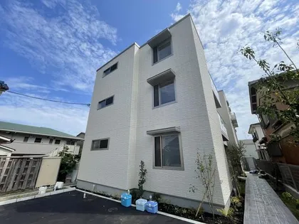 シャーメゾン跡坂【202号室】の外観