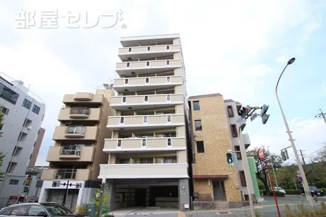 アールズタワー東山公園【5階】の外観