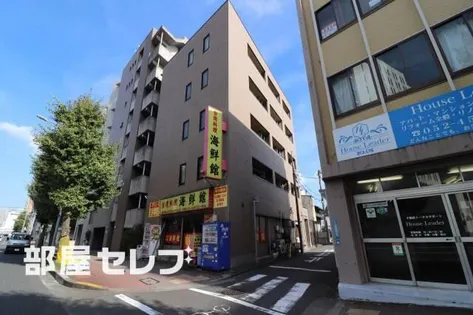 プリミエール太閤【4階】の外観