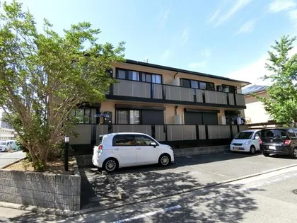 オーク・ソフィアⅡ棟【1階】の外観