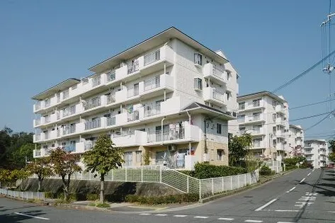 UR高槻・阿武山四番街【4070401号室】の外観