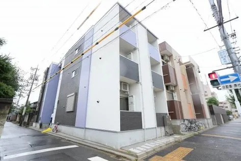 ア・ラ・メゾン【2階】の外観