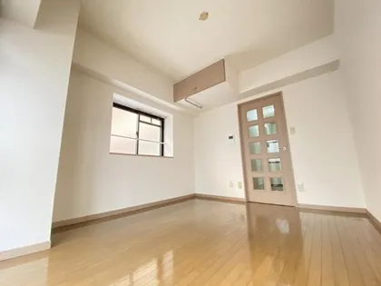 フローリッシュ大濠【2階】の内装