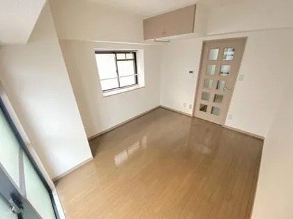 フローリッシュ大濠【2階】の内装