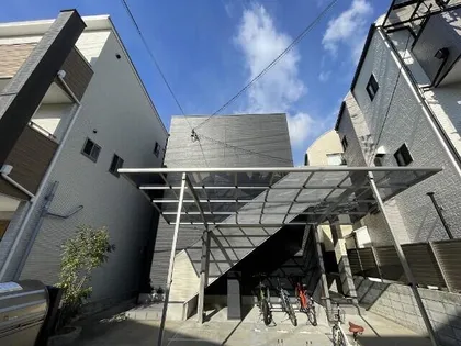 大阪府大阪市東成区東今里3丁目【アパート】の外観