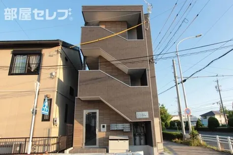 LE COCON東中島町【1階】の外観