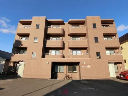 ルナパーク【4階】の外観