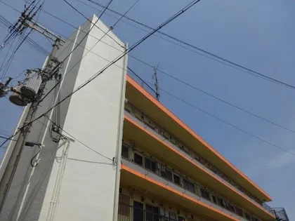 上田マンション【2階】の外観