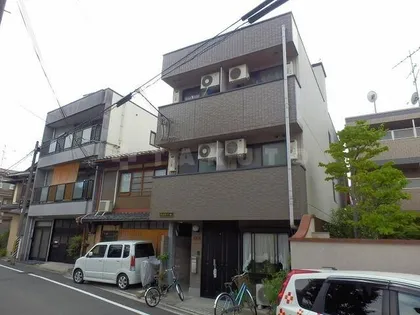 ピアレ下鴨【2階】の外観