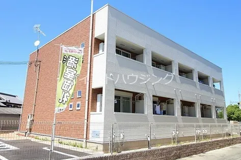 フルール宇賀徳【2階】の外観
