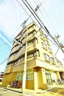 ロイヤル安立の画像