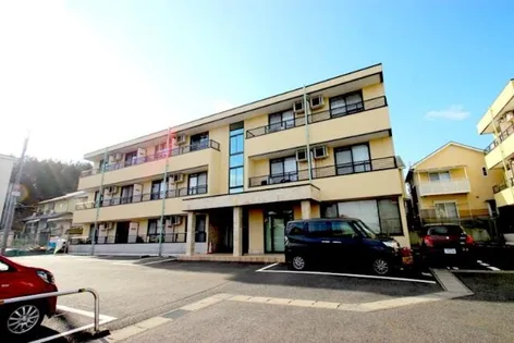 滋賀県大津市石山寺5丁目【マンション】の外観