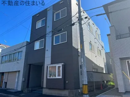 メゾンド真駒内【3階】の外観