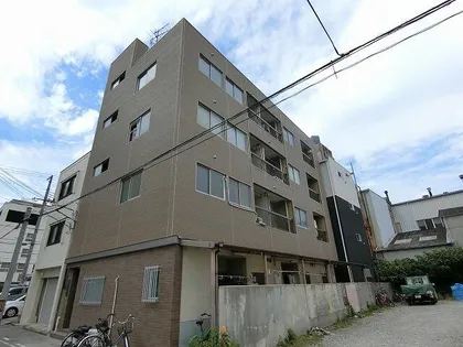 岡村マンションの画像