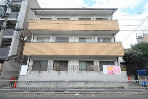 ヴィラ里の前【2階】の外観