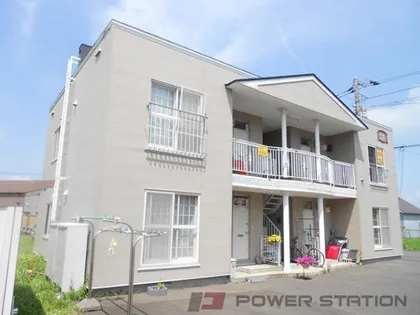 ぷらむハイツ【2階】の外観