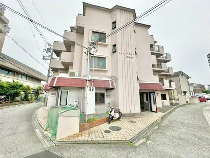 ファイバーコート高橋【4階】の外観