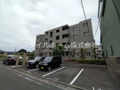 マロン・ドゥムール【302号室】の外観