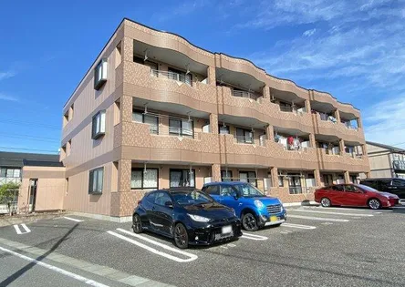 マンションソレイユ【1階】の外観