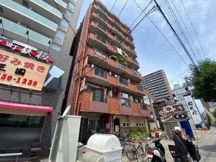 日誠マンション【7階】の外観