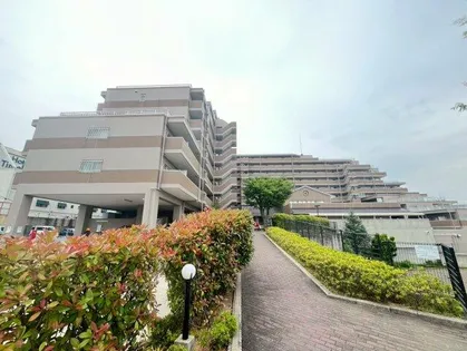 グランプレステージ西明石【1階】の外観