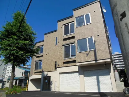 ラパス清田【203号室】の外観