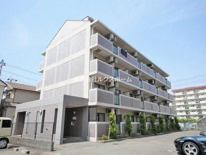 ヴィユーフルーヴⅡ【1階】の外観