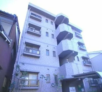 リトルアイランド【1階】の外観