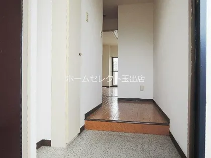 パールスクェアー【6階】の玄関