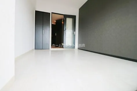 パールスクェアー【5階】の居間