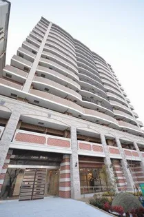 ラグゼ難波南【13階】の外観